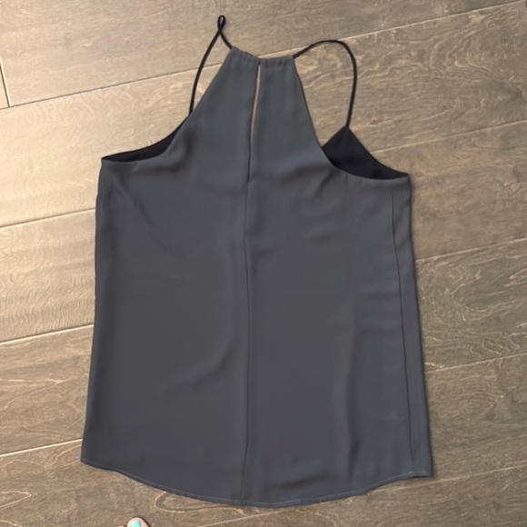Elegant Black and Grey Reversible Sleeveless Top - Picture 3 of 3